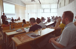 Obrady konferencyjne w Audytorium Książnicy Podlaskiej.